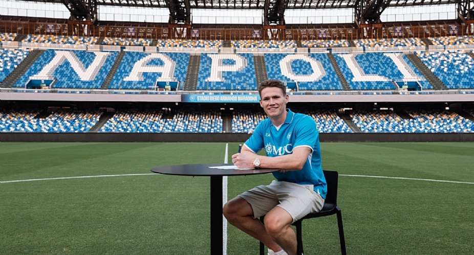 Napoli announce signing of Manchester United midfielder Scott McTominay