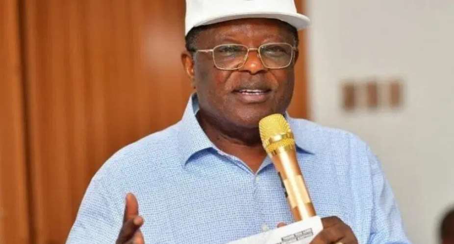 Umahi’s Critique Of Contractors: Who Assessed And Contracted Them?