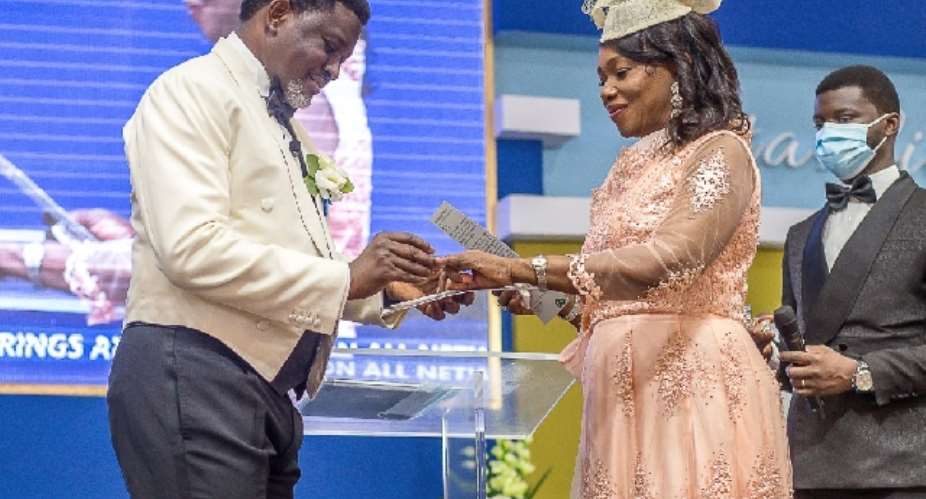 Agyinasare, Wife Celebrate 35years Of Marriage, Renew Vows