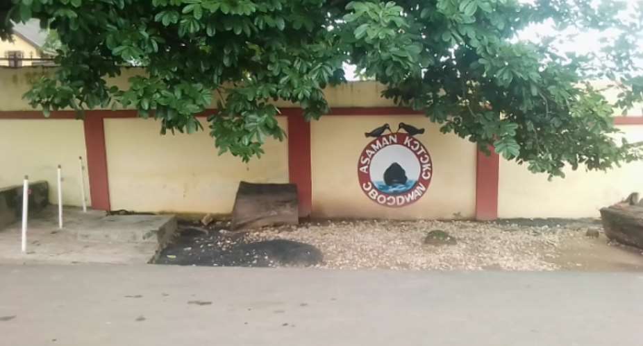 Asamankese Palace debunks chieftaincy dispute, assures affected farmers at Adeiso Tiokrom of compensation