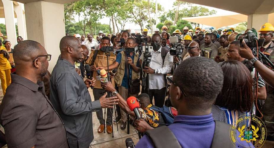 Emmanuel Armah Kofi Buah addressing hundreds of employees during a working visit to VALCO