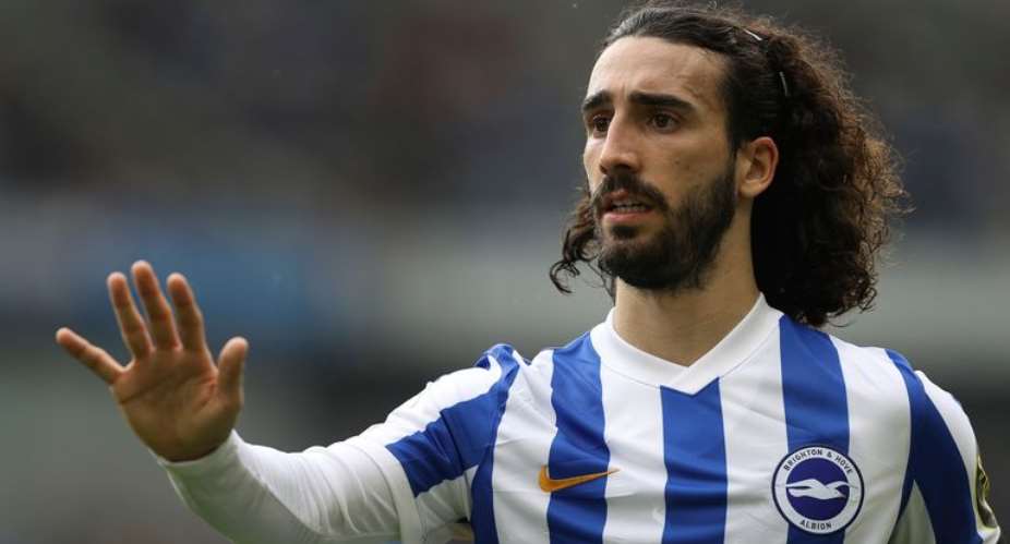 Chelsea on verge of deal for Brighton full-back Marc Cucurella