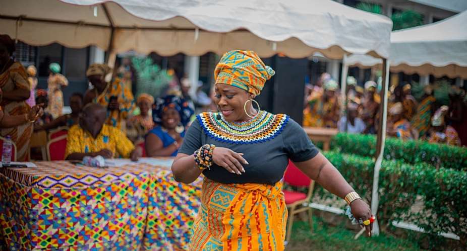 Gospel Musician Ewuraba Eesi Rocks African Prints At The Ahantaman Girls' SHS 75th Anniversary Celebration