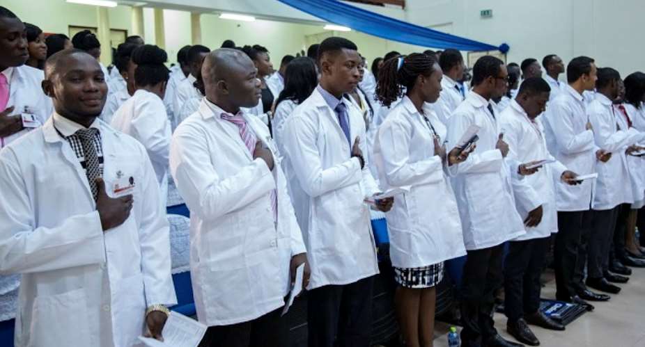 Newly inducted doctors and dentists urged to accept postings to underserved areas