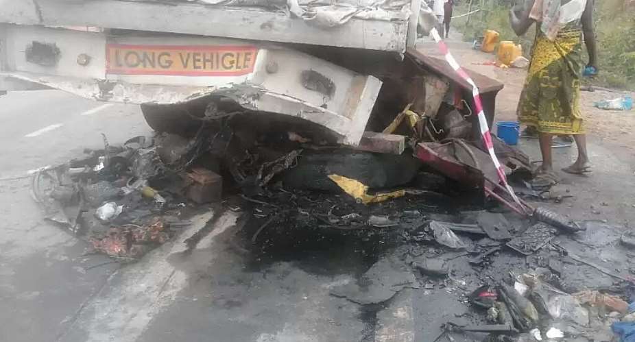 19 die in accident at Subiriso Photos