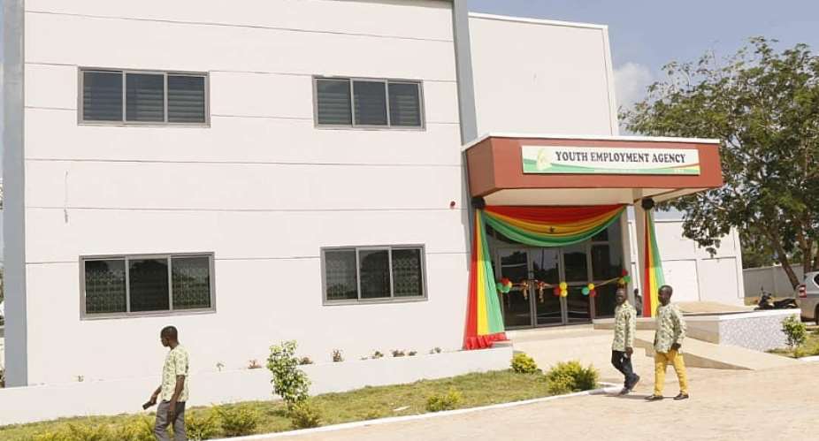Akufo-Addo commissions Regional office of YEA at North East