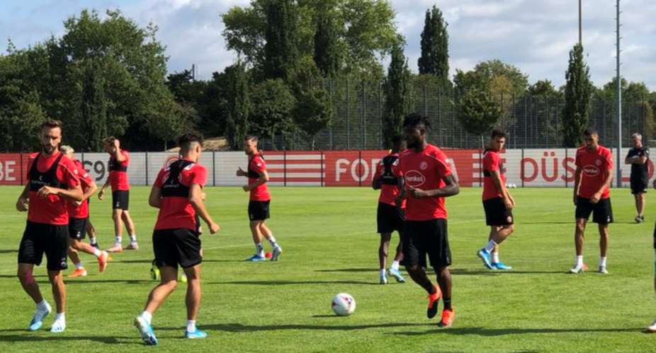 Kasim Adams Hold First Training With Fortuna Dusseldorf