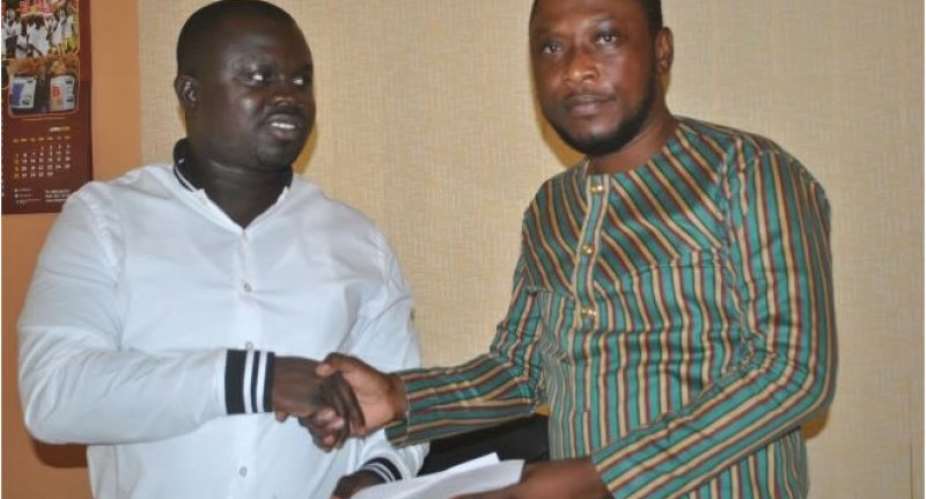Ekourba Gyasi In Atinka Fm Driving Seat