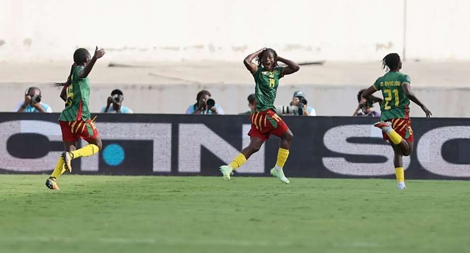 Cameroon celebrate win over Nigeria