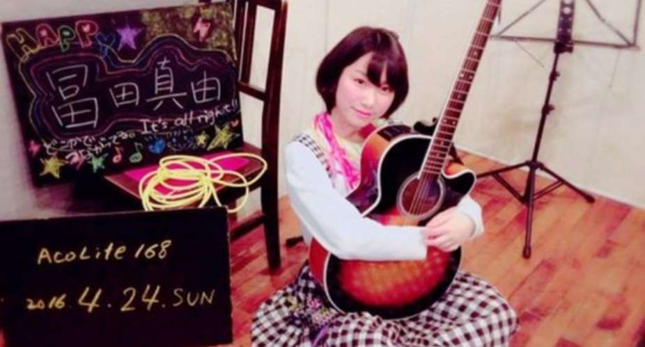 Japanese pop star in critical condition after being stabbed by fan