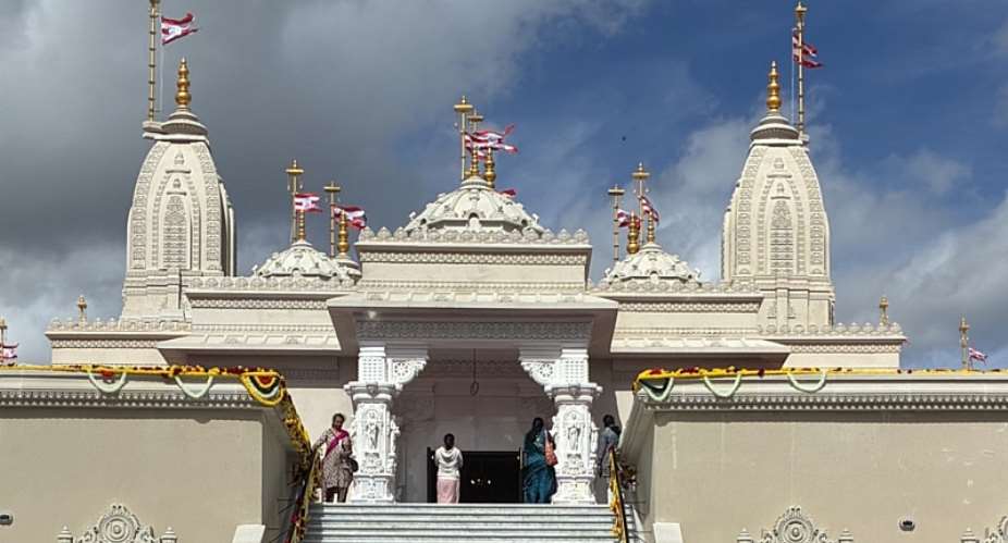 The new BAPS Hindu temple in Bussy-Saint-Georges, near Paris, which opened on 6 September 2026. -  Nicolas Feldmann / RFI