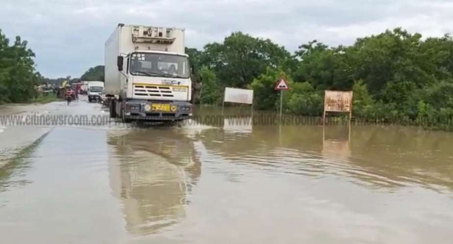 Residents Cashing In On Upper East Flooding
