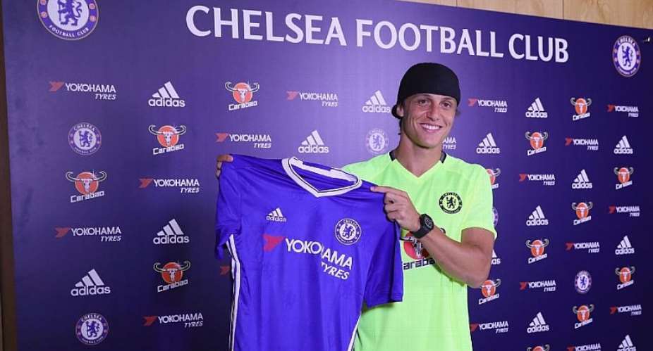 Chelsea Re-Sign David Luiz