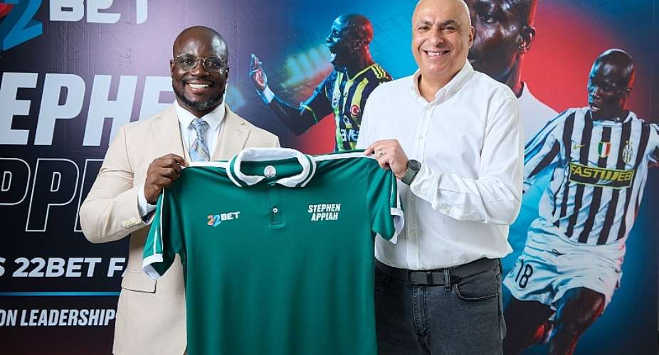African legend Stephen Appiah joins Adebayor, Wanyama and Amokachi in 22Bet’s African Football Network