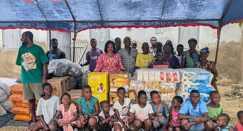Torgbe Dosu-Adaku VIII commends LDS church, Dzifa Agbetepey as flood relief reaches Atorkor and Dosukofe