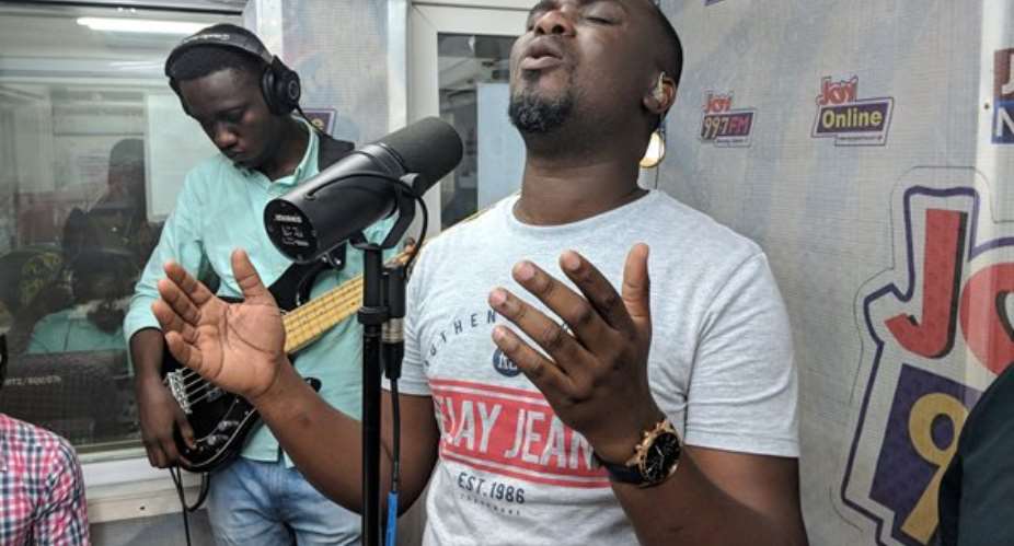 Livestreaming: Joe Mettle Performs Live On Drive Time On Joy FM