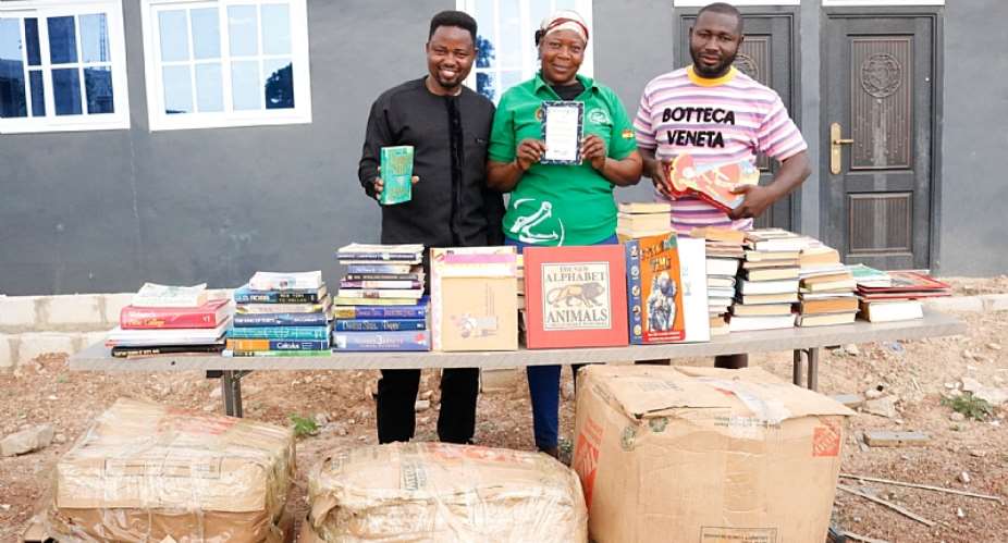 PAYOM commends Hajia Halima Mohammed for supporting Paga Community Library
