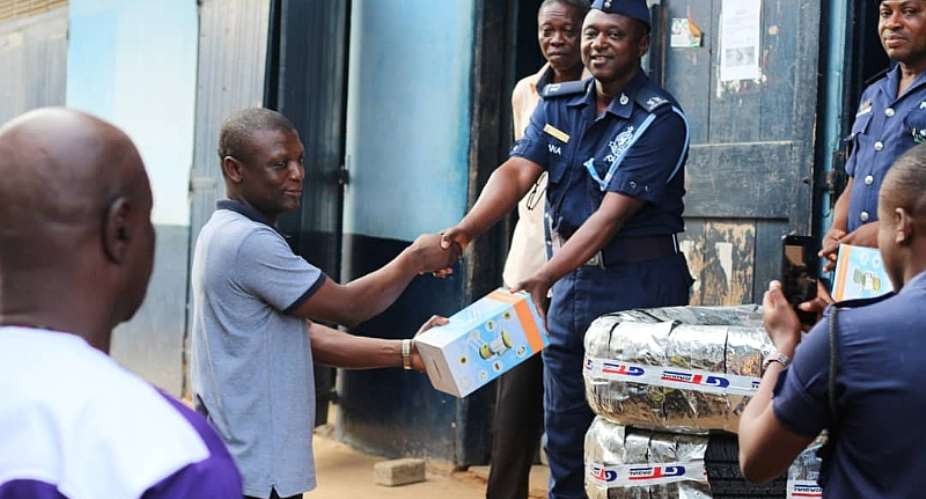 Kofi Adams donates to Jasikan District Police