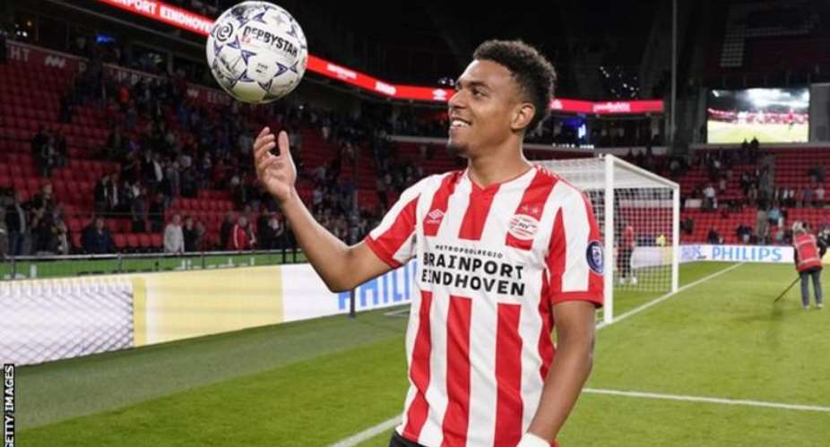 Donyell Malen Scores Five In PSV Rout