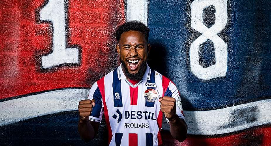 PHOTOS: Attacker John Yeboah Signs For Dutch Side Willem II