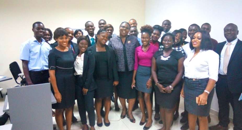Mrs. Olaoye In A Group Picture With Some Of The NSS Personnels