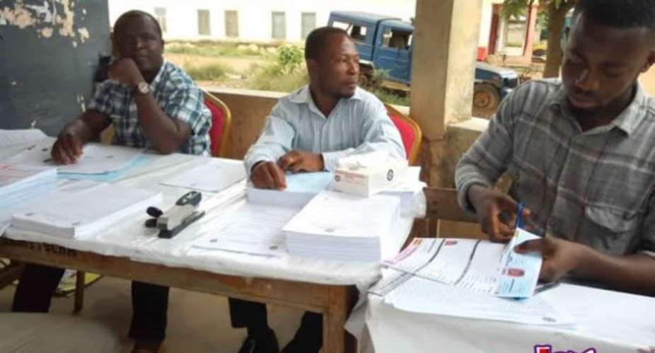 Chereponi Chief Stops EC Limited Voter Registration Exercise