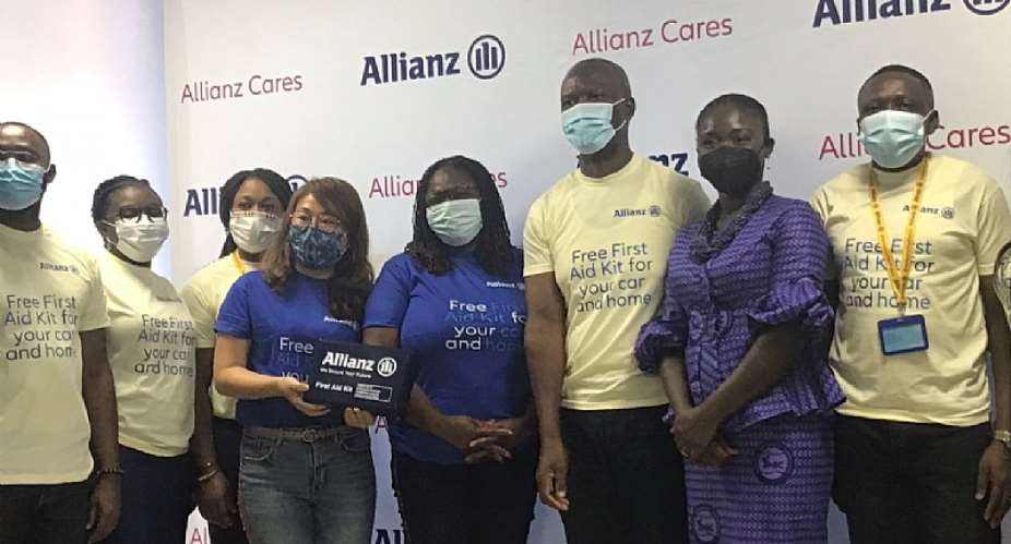 Allianz Insurance launches promotion to give free first aid kits to customers