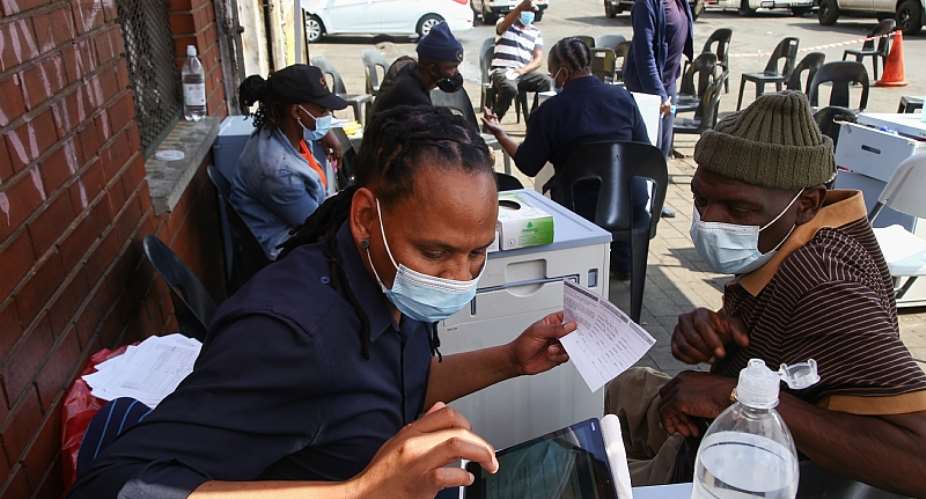 A pop-up site in Johannesburg aimed at encouraging mini-bus taxi operators and commuters to vaccinate on site.  - Source: Luba LesolleGallo Images via Getty Images