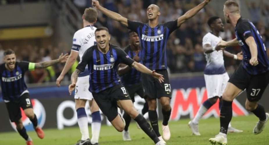 Inter Milan Stun Spurs With Two Late Goals