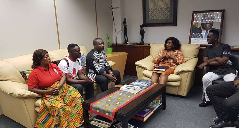 VIDEO Legendary Yaw Sarpong Pays A Courtesy Call On Ghanas Ambassador To Spain