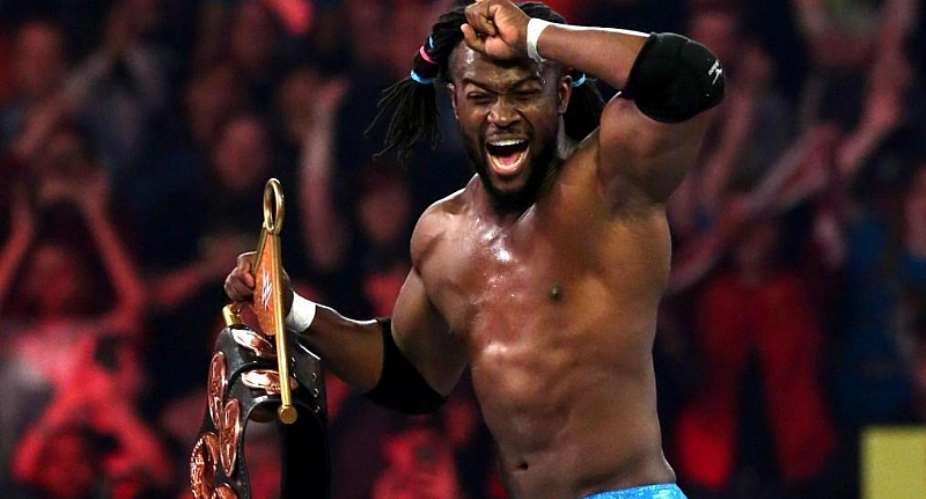 Watch How Kofi Kingston Defeated Randy Orton To Retain WWE Championship Belt VIDEO