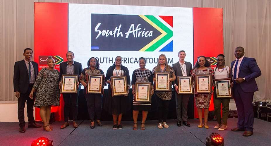 Award to South Africa Product Owners from the South Africa Tourism in Lagos