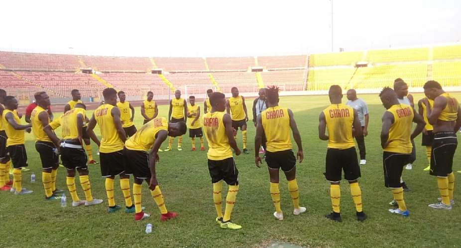 2020 CHAN Qualifiers: Belaqua Ghana Donate To Black Stars B Ahead Of Burkina Faso Clash PHOTOS