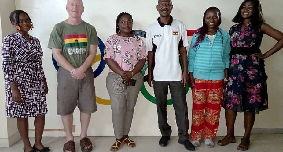Dr. Andrew Carruthers visits Ghana Olympic Committee