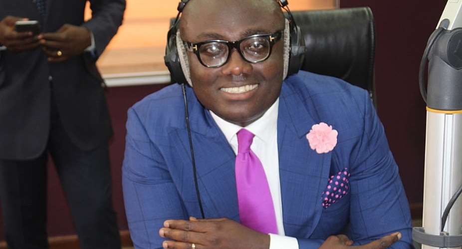Bola Ray