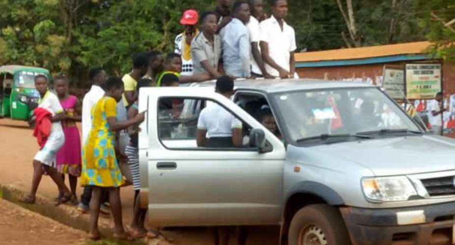 NPP Accuses NDC For Bussing Minors For Limited Voters Registration Exercise