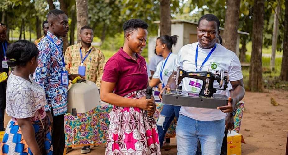 Somnia Osbrain Foundation partners GlobalGiving to expand support for teenage mothers and marginalized communities