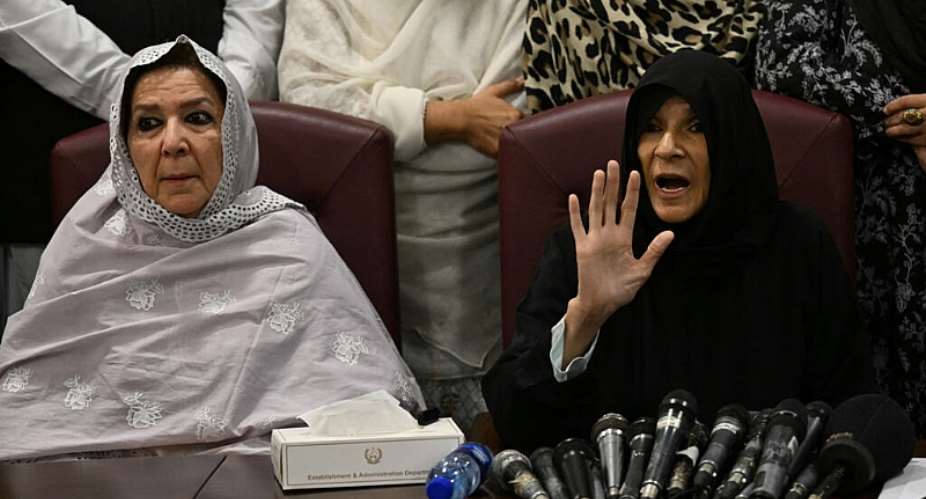 FILE - Pakistans former prime minister Imran Khans sisters Uzma Khan and Rubina Khan address a press conference regarding their brothers health following his medical examination, in Islamabad on August 21, 2026. -  Farooq Naeem, AFP