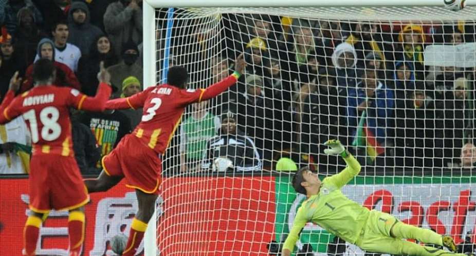 2010 World Cup: CK Akonnor collapsed after Asamoah Gyan missed penalty against Uruguay – Kwabena Yeboah reveals