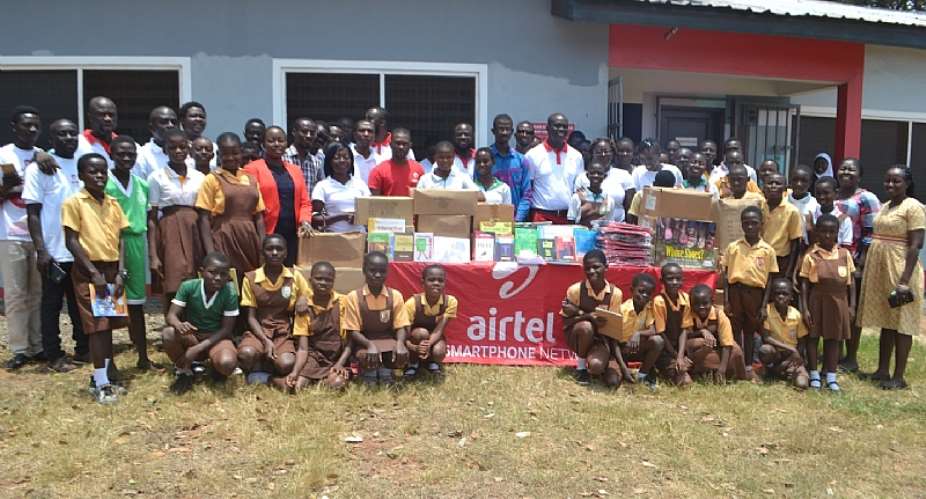 Airtel Ghana Supports La Wireless Cluster Of Schools With Educational Materials