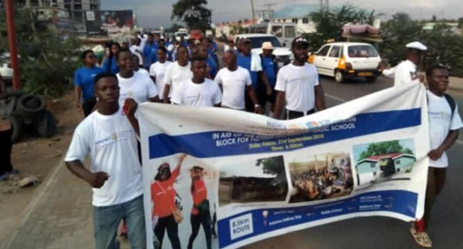 Rotary Club Holds Walk To Support Child Education