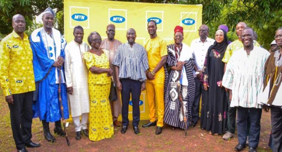 Dr. Bawumia with school authorities and MTN at the sod cutting ceremony