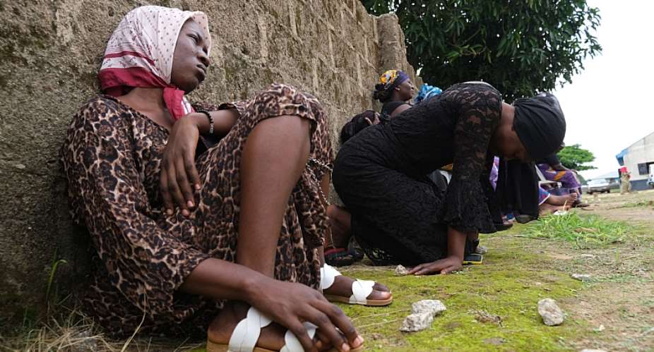 Parents of abducted students of Bethel Baptist High School wail in Kaduna, Nigeria - Source: Kola SulaimonAFPGetty Images