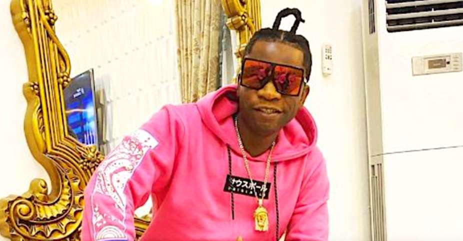 Speed Darlington Puts Out Job Application For Personal Assistant, Sets Strict Conditions