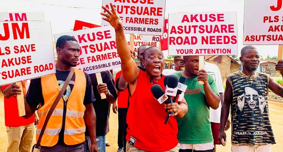 E/R: Akuse residents demand action on deplorable road