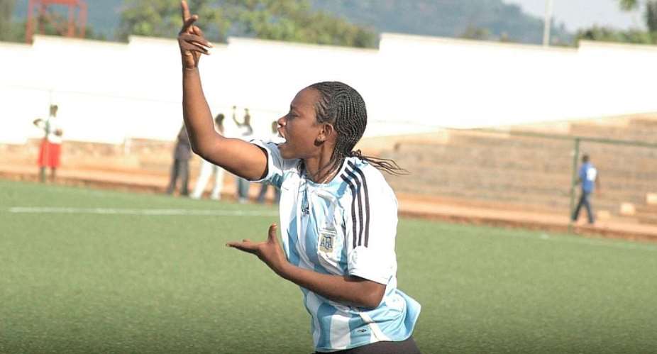 Grace Nyinawumuntu seen giving tips to AS Kigali women club in the on-going national women football league at Stade de Kigali, Rwanda. PHOTO  BRIAN MUGUME  NMG