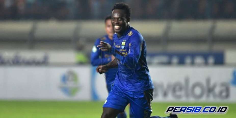 Michael Essien Rescues Point For Persib Bandung