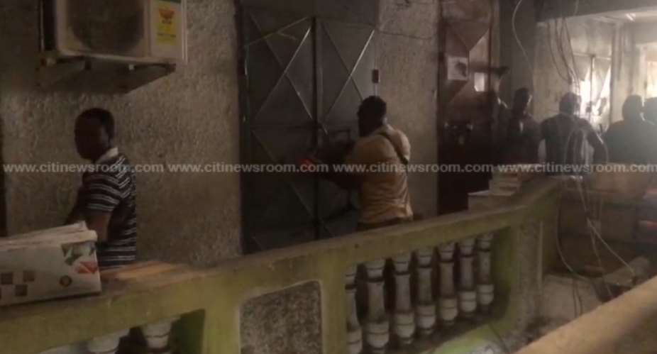 Nigerian traders open shops locked-up by GUTA at Opera Square