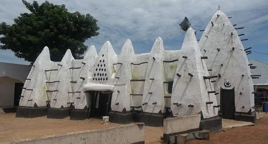 Larabanga mosque not collapsed – Managers