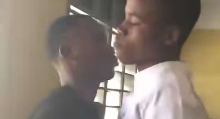 Senior student allegedly tears Form 1 student’s dress at Opoku Ware School over disputed attire